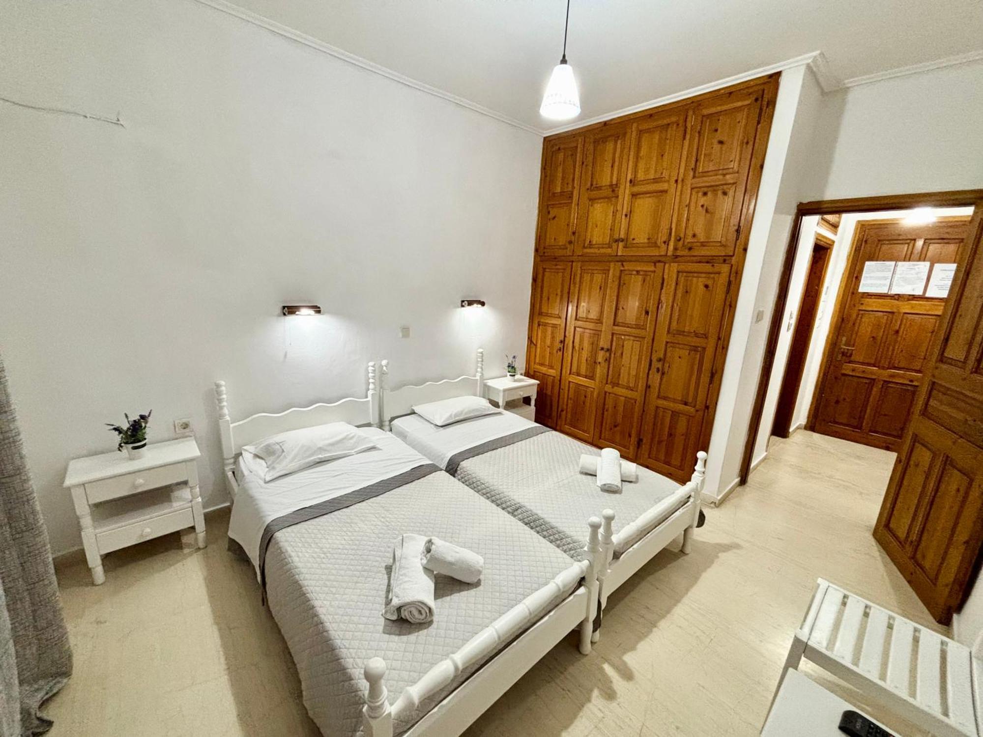 Athina Apartments Argassi Exteriér fotografie